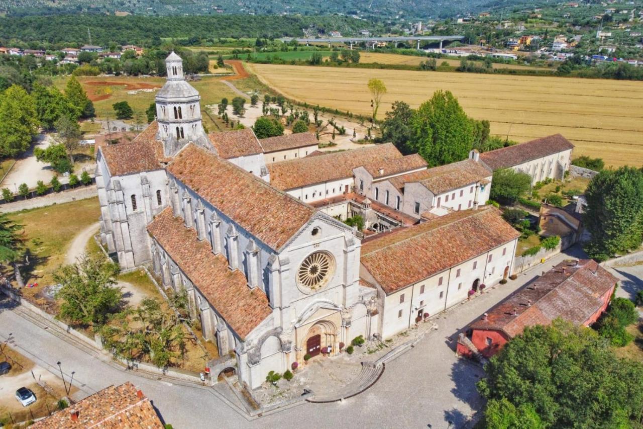 Sonnino Casa Fra Gli Ulivi Di Giuseppe旅馆 外观 照片