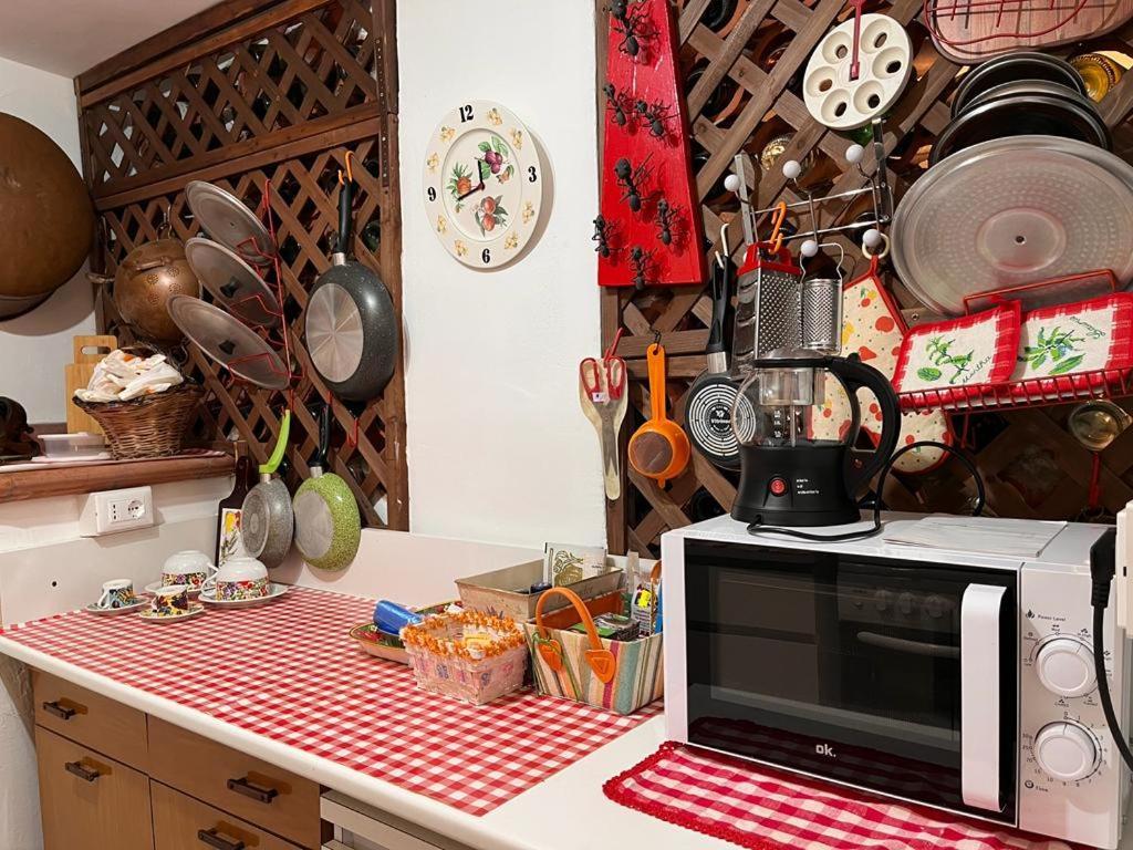 Sonnino Casa Fra Gli Ulivi Di Giuseppe旅馆 外观 照片