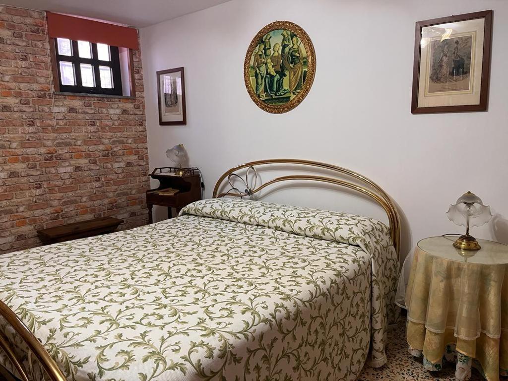 Sonnino Casa Fra Gli Ulivi Di Giuseppe旅馆 外观 照片