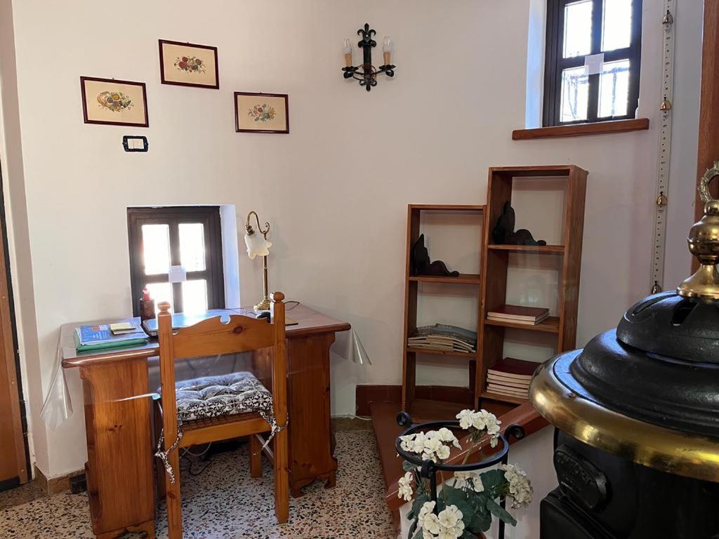 Sonnino Casa Fra Gli Ulivi Di Giuseppe旅馆 外观 照片